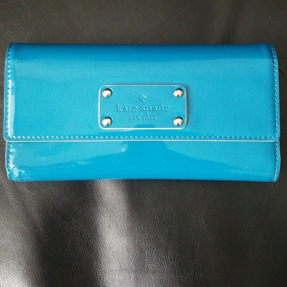 Kate Spade patent leather wallet